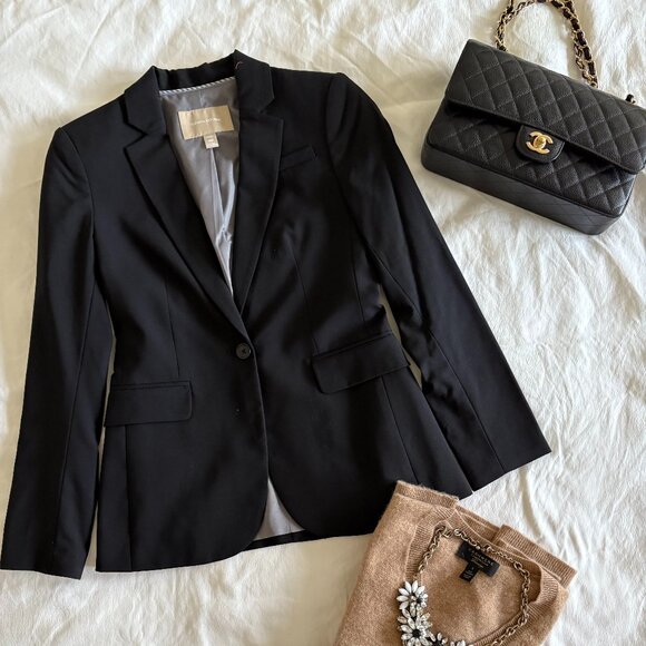 Banana Republic black lightweight wool women's blazer jacket in size 0P - Picture 3 of 4